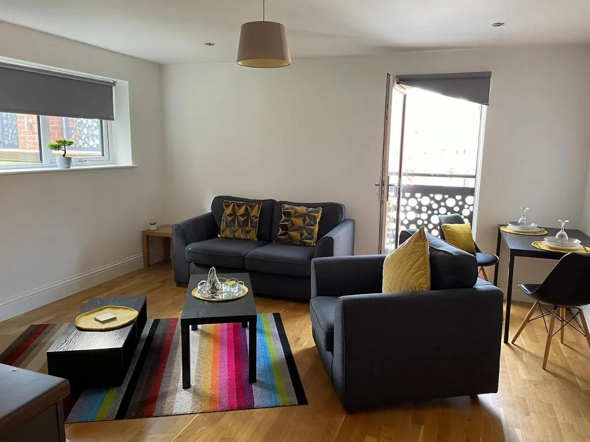 Central Hull Spacious Apartment H3 킹스턴어폰헐 0*,  영국